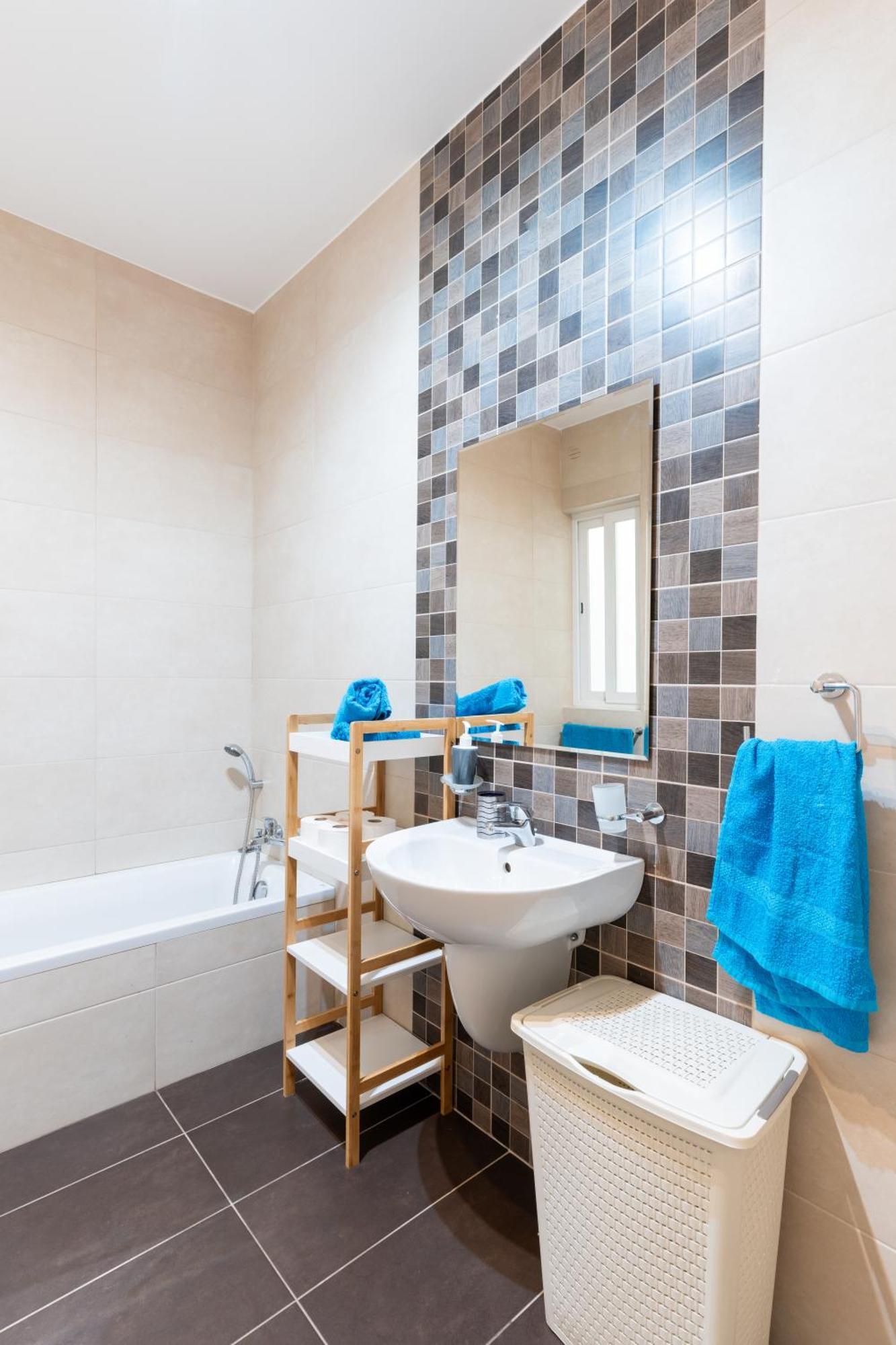 2 Bedroom In Central St Julians Prime Location In Paceville Apt 3 By Vaganza Saint Julian's Екстер'єр фото