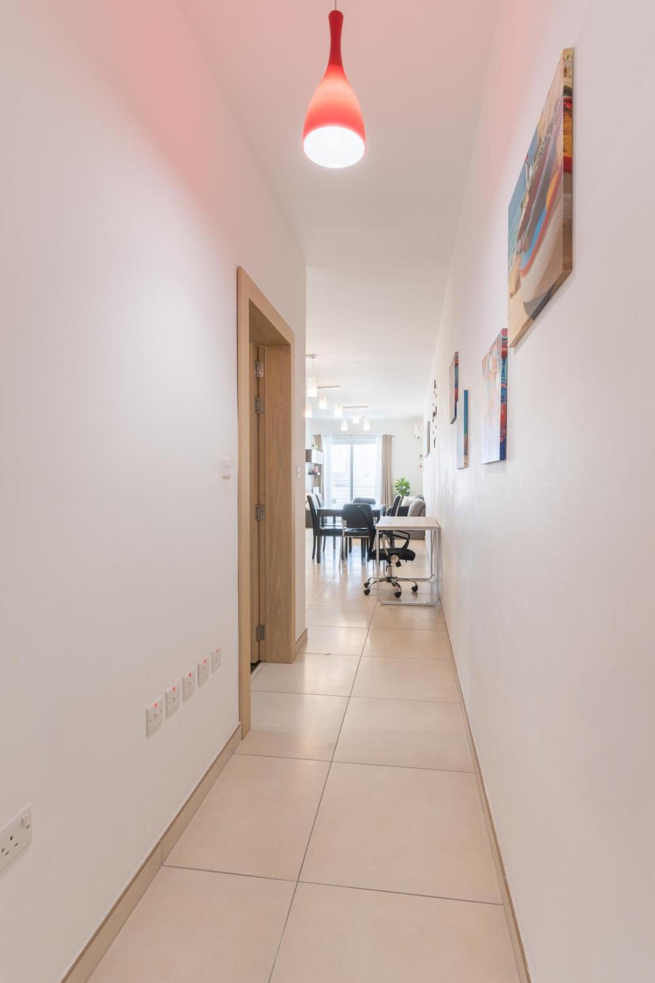 2 Bedroom In Central St Julians Prime Location In Paceville Apt 3 By Vaganza Saint Julian's Екстер'єр фото
