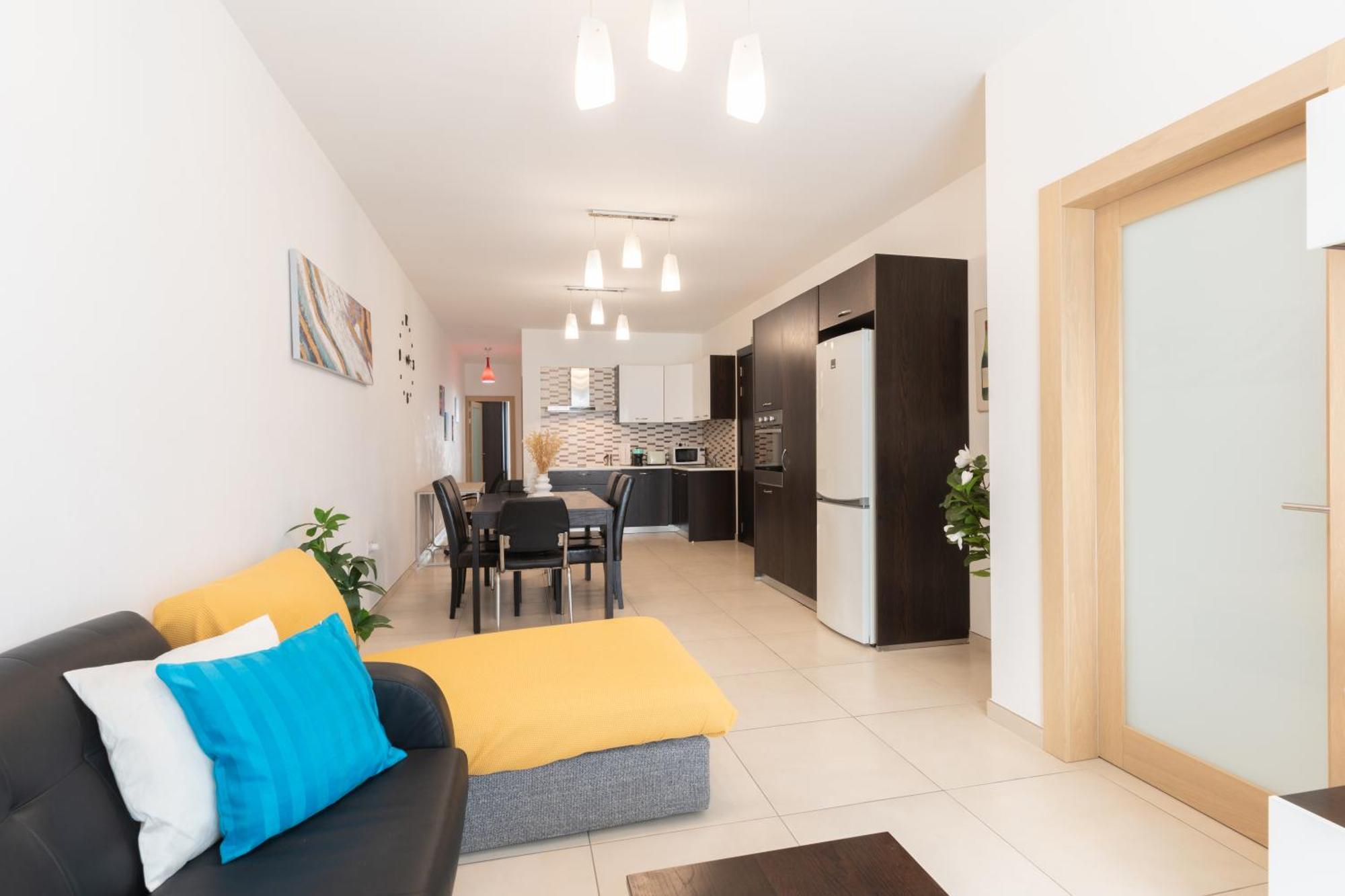 2 Bedroom In Central St Julians Prime Location In Paceville Apt 3 By Vaganza Saint Julian's Екстер'єр фото