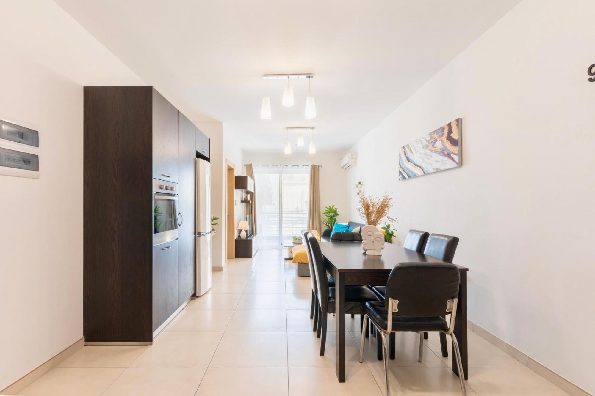 2 Bedroom In Central St Julians Prime Location In Paceville Apt 3 By Vaganza Saint Julian's Екстер'єр фото